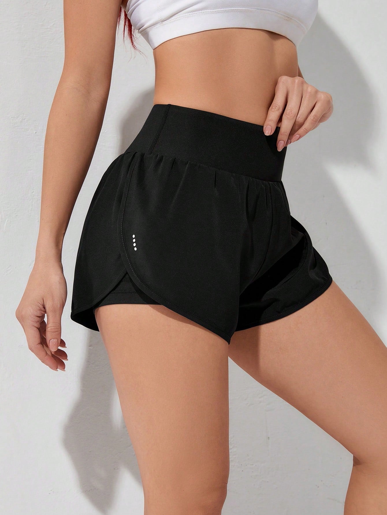 Inner Thigh Pocketed Shorts